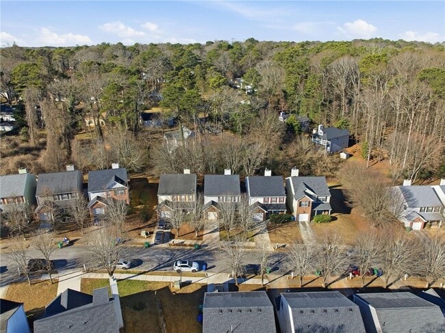 Building Photo - 2297 Charleston Pointe SE