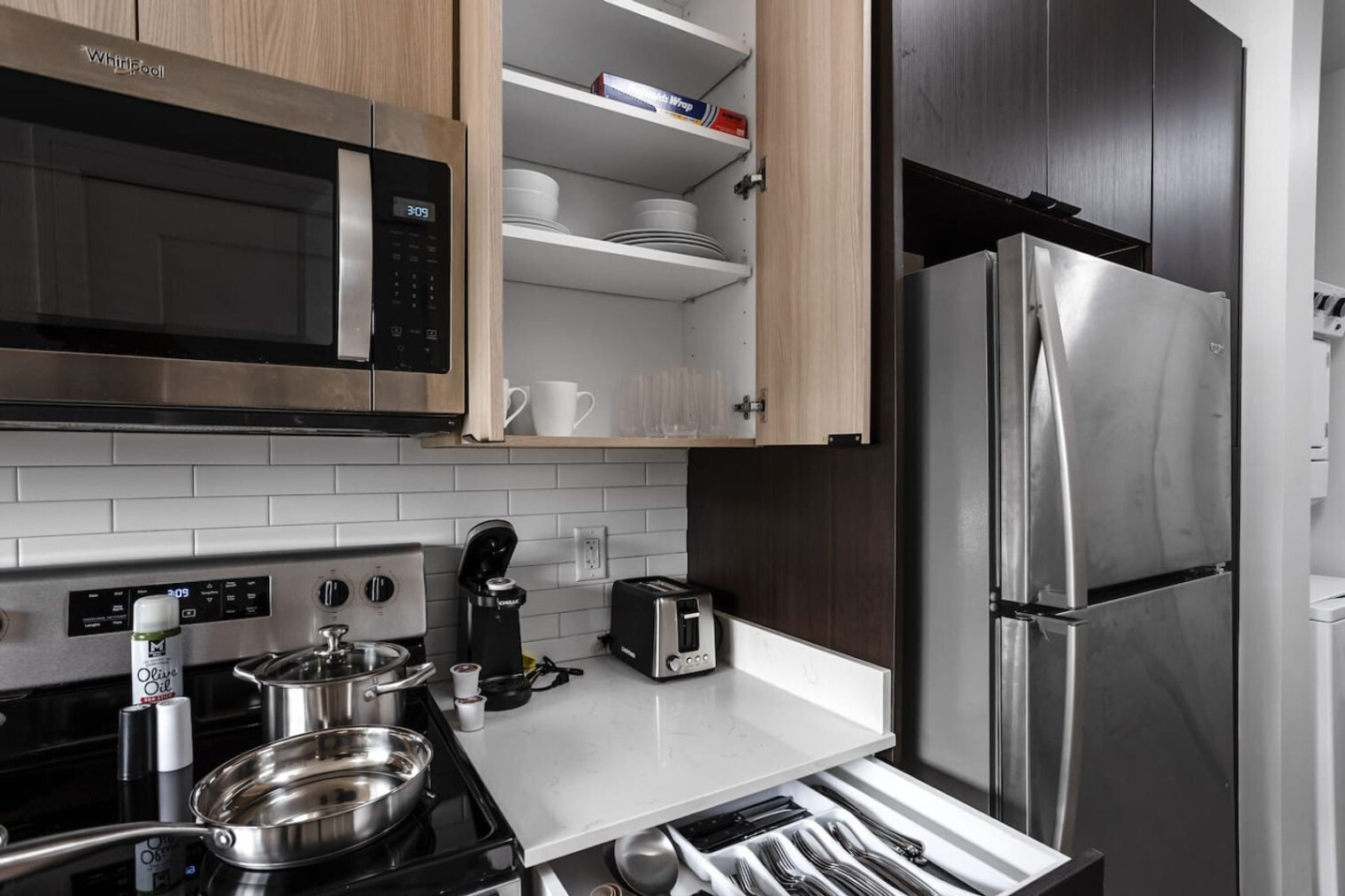 Building Photo - 421 N Pennsylvania St