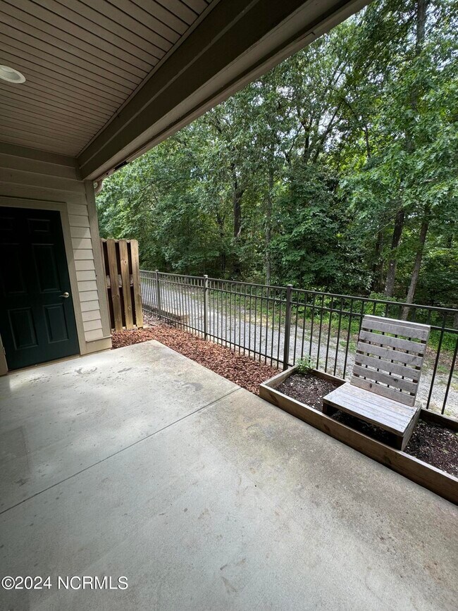 Building Photo - 15 Elk Ridge Ln