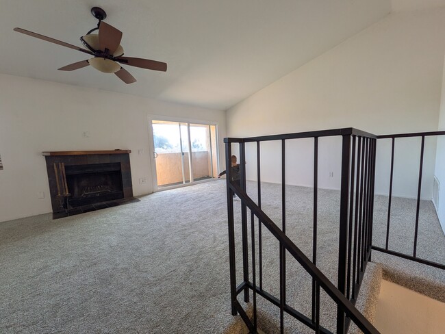 Living Room Balcony - 31909 Del Cielo Este