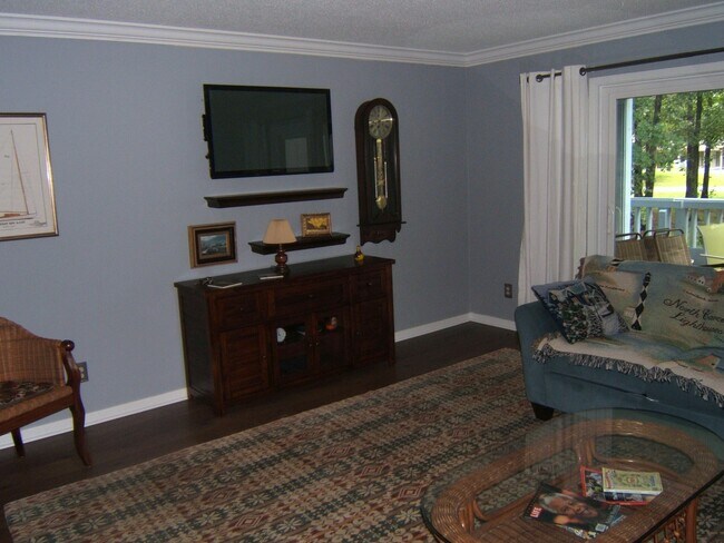 Building Photo - 1501 Harbourside Dr