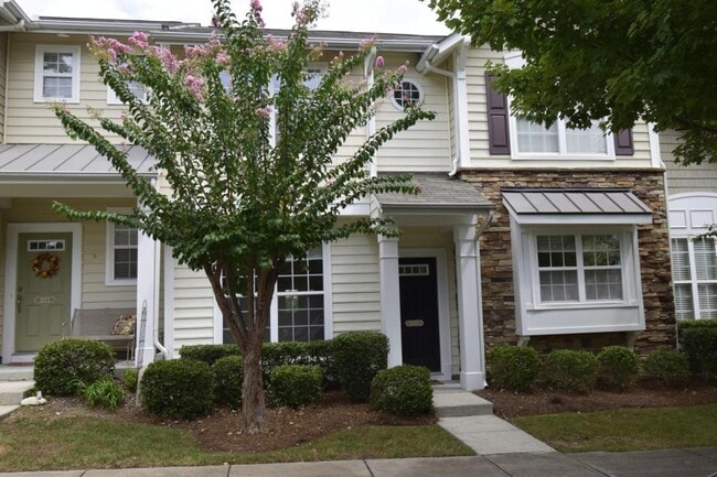 Building Photo - 1077 Woodglen Ln