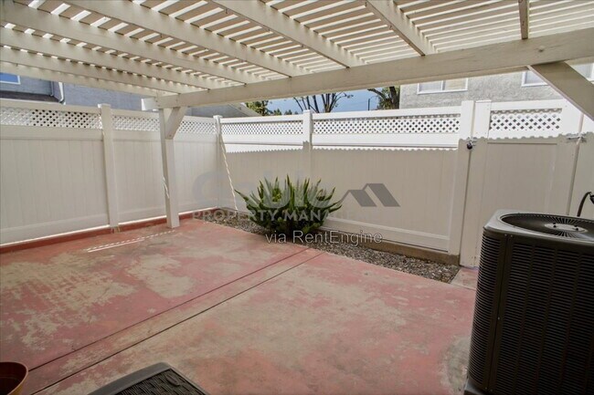 Building Photo - 24309 W Venturi Dr