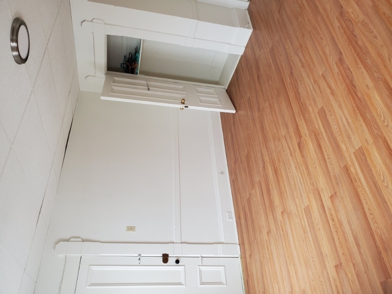 Building Photo - 492 Pine St