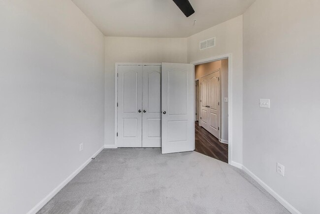 Building Photo - Luxurious on Lanham Hill - 3 + 3.5 Near New TH 3 bed + 3 Ba