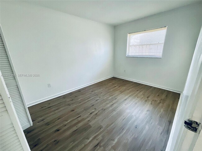 Building Photo - 4343 NW 113th Terrace