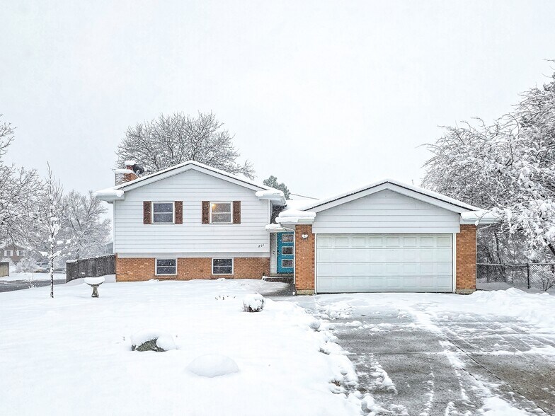 Building Photo - 201 Toledo St