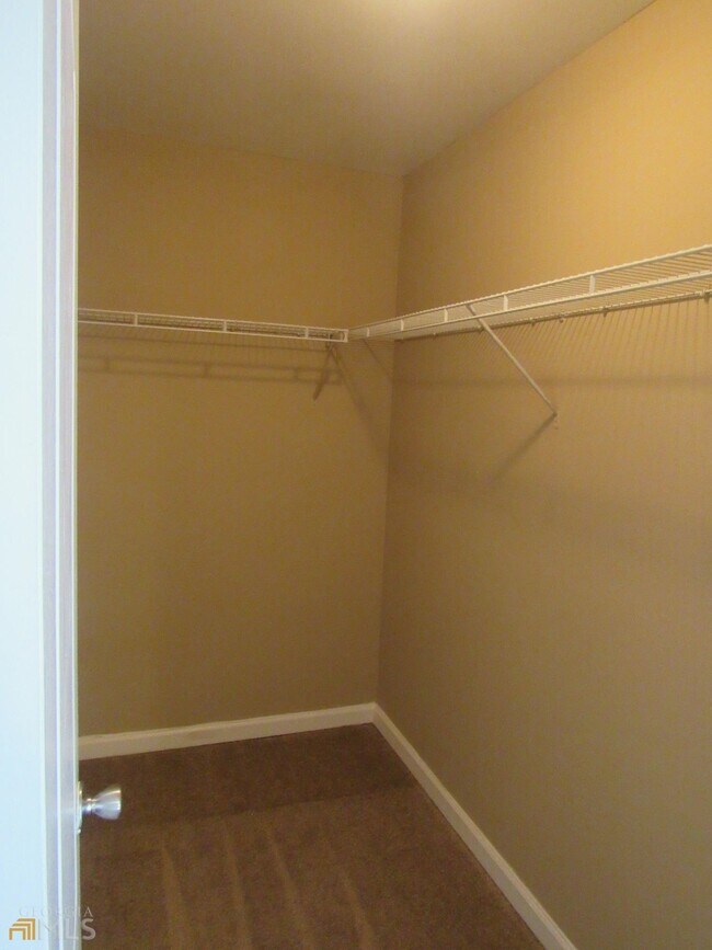 Building Photo - 2733 Rocky Ct