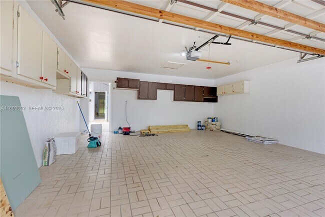 Building Photo - 11237 SW 112th St