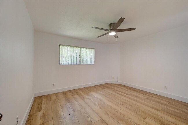 Building Photo - 3457 NW 44th St