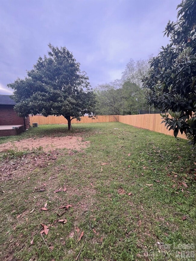 Building Photo - 4012 Belshire Ln