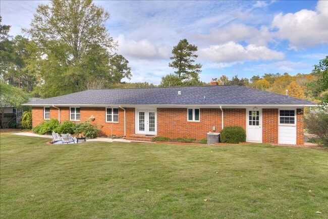 Building Photo - Beautiful West Augusta Ranch