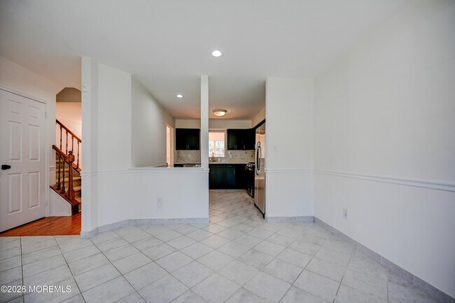 Building Photo - 214 Paddington Ct