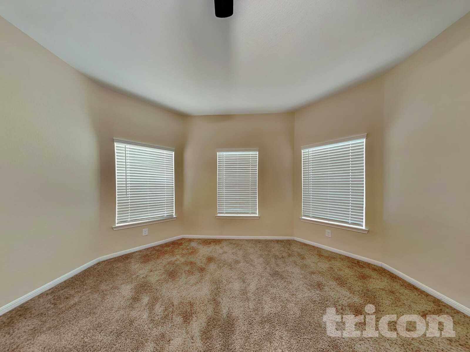 Building Photo - 536 Red Dusk Paint Dr