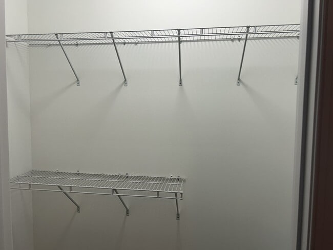 Building Photo - Now Leasing: 1 Bedroom, 1 Bathroom Apartment in Cypress Ridge