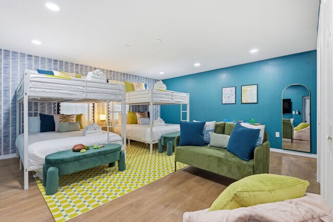 Building Photo - 11988 117th St N