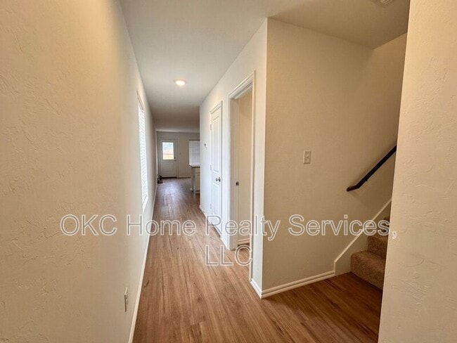 Building Photo - 2318 Wolford Ct