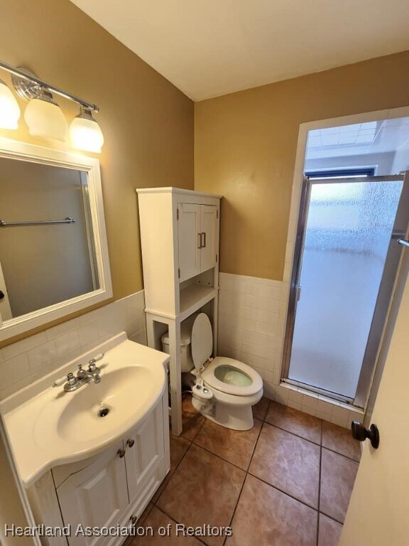 Building Photo - 2636 Queenswood Dr