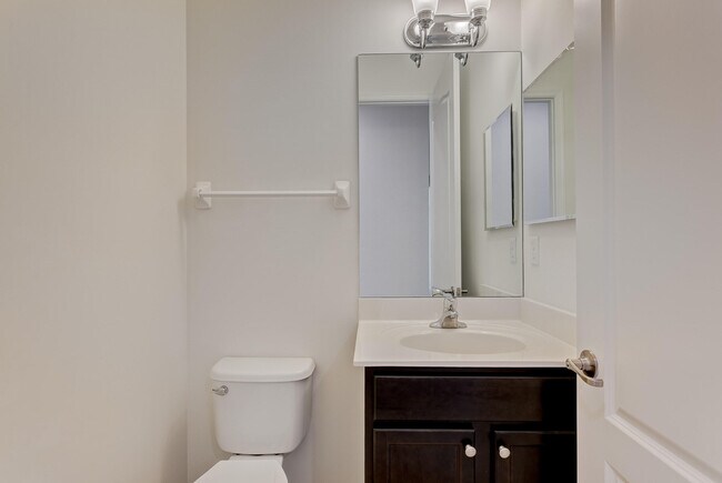 Building Photo - 4535 Gulf Sounds Ln
