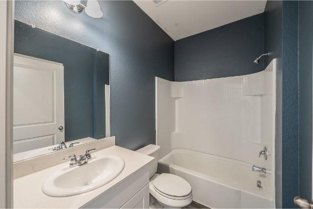 Building Photo - 8 Winship Dr