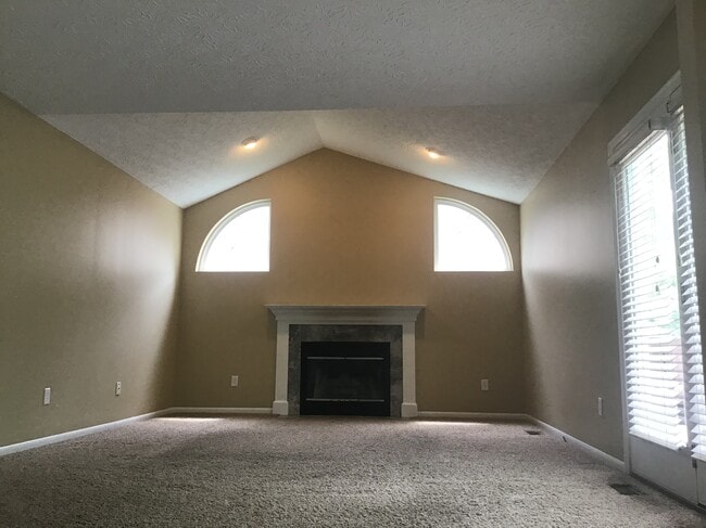 Building Photo - 6560 Copperleaf Ln