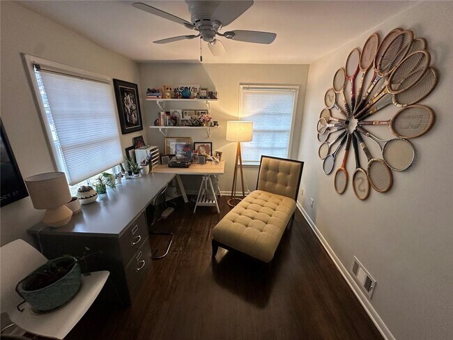 Building Photo - 2573 Crestdale Cir SE