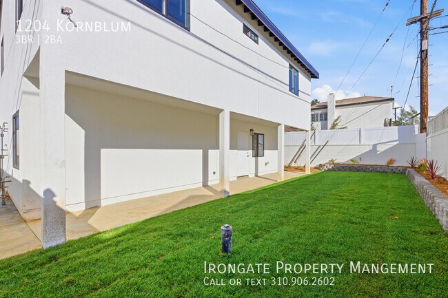 Building Photo - 1204 Kornblum-