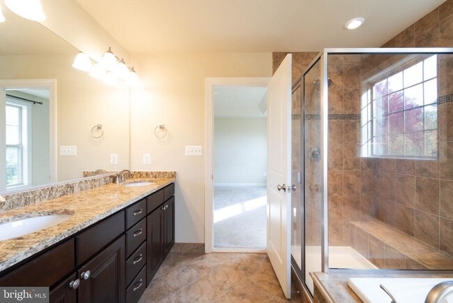 Building Photo - 14564 Riverwind Terrace