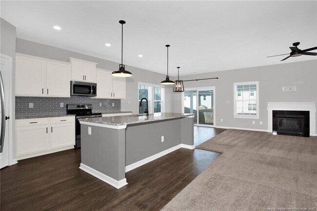 Building Photo - 2346 Spinning Wheel Rd