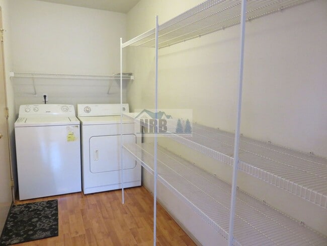 Building Photo - Stunning House in Dupont! $500.00 off 1 Month of Rent!