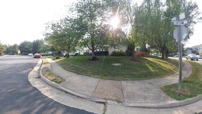 Building Photo - 20729 Cross Timber Dr