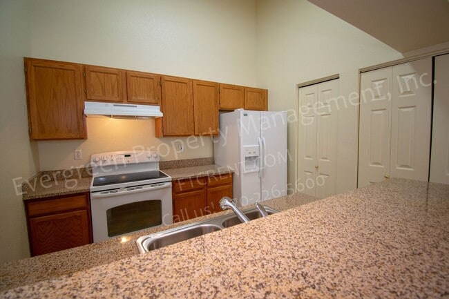 Building Photo - 1225 W Prospect Rd