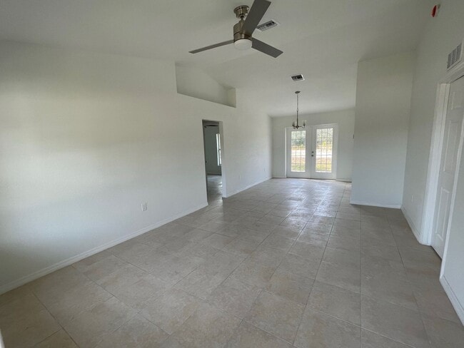 Building Photo - 3055 Morning Glory Dr