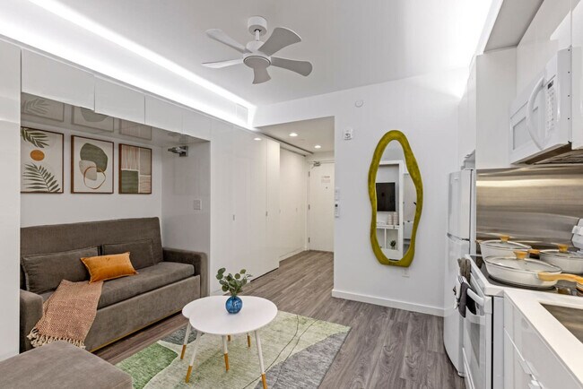 Building Photo - 12607 Larchmere Blvd