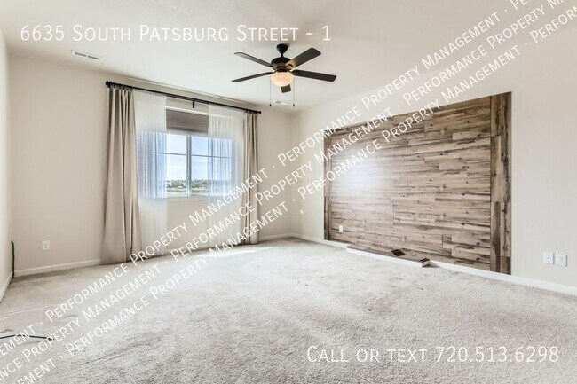 Building Photo - Beautiful Beacon Point Townhome