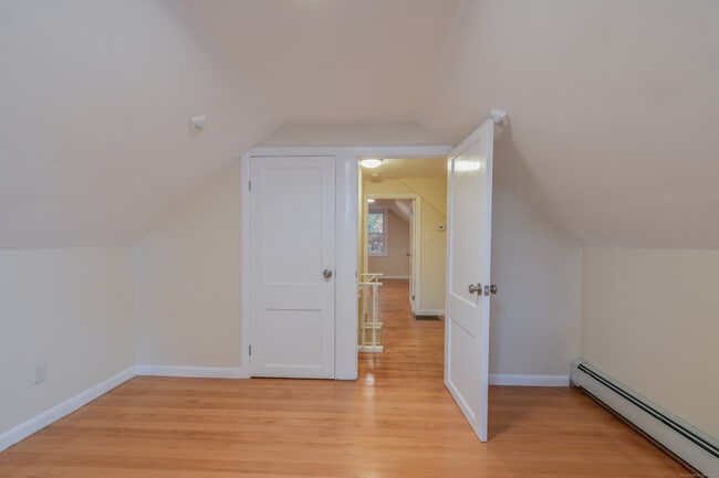 Building Photo - 101 Blakeslee Ave