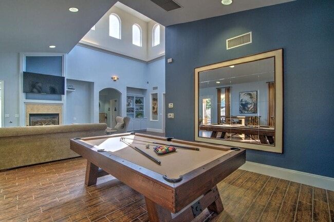 Building Photo - 703 Jasmine Parke Dr