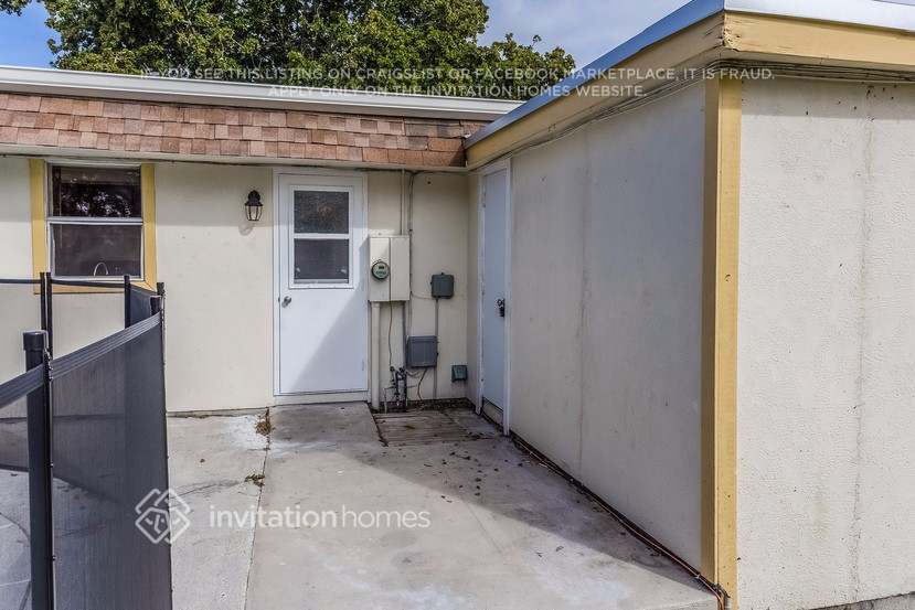 Building Photo - 6904 NW 79th St