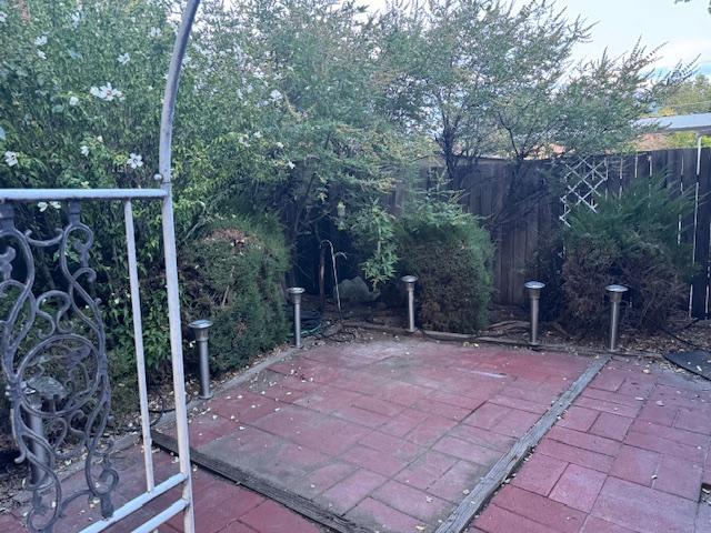 Building Photo - 7545 Southcrest Cir