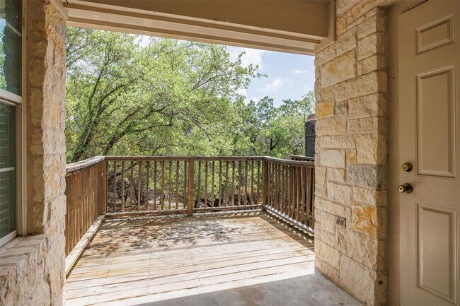 Building Photo - 21513 Pershing Ave