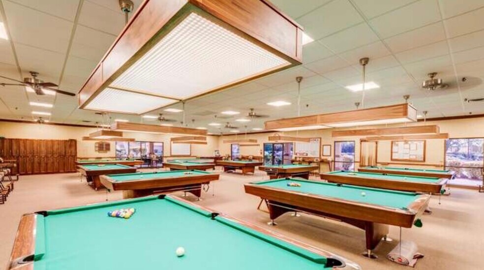 Building Photo - 810 Leisure World