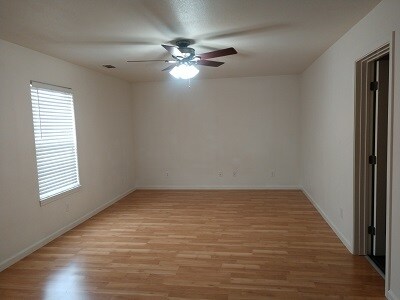Building Photo - 1407 N Cherry St