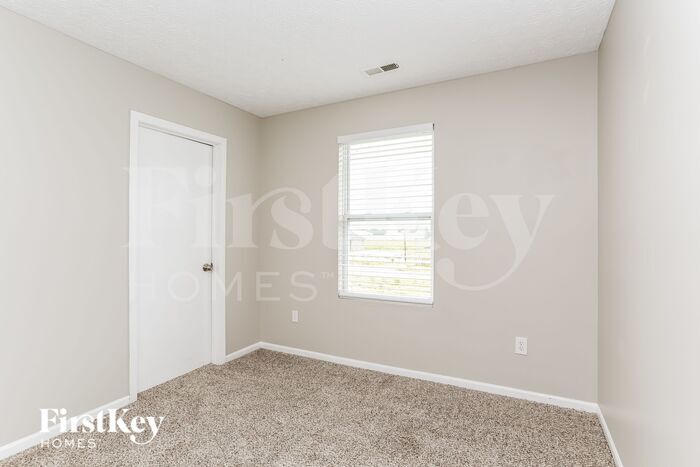 Building Photo - 7399 Kenrich Dr