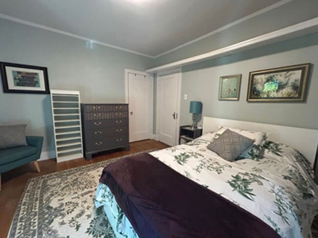 Building Photo - Welcome to this Fully Furnished Crocker Highland Gem!