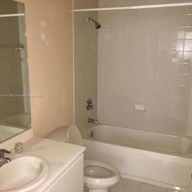 Building Photo - 1536 SE 25th St