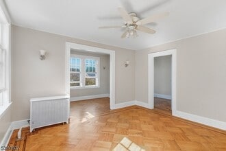 Building Photo - 527 Madison Ave