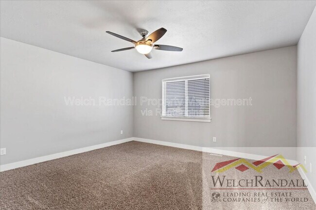 Building Photo - 2090 Carson Ave