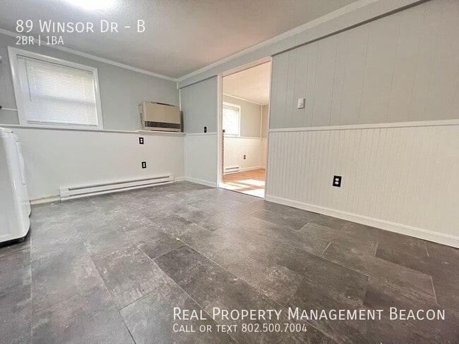 Building Photo - 89 Winsor Dr