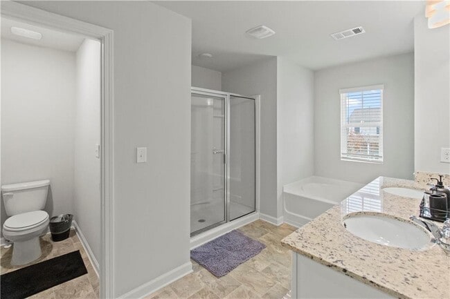 Building Photo - 6755 Scarlet Oak Way