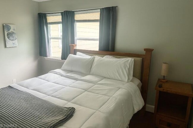 Building Photo - 1100 Glenwood Ave